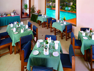 Aranya Nivas Hotel Thekkady Restaurant