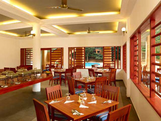 Abad Green Forest Resort Thekkady Restaurant