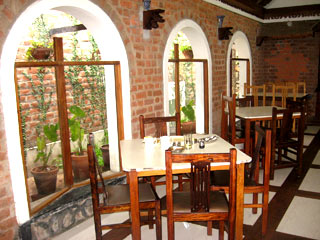 Ambadi Hotel Thekkady Restaurant